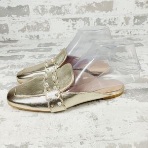 New Stuart Weitzman Gold Leather Pearl Embellished Mules B253